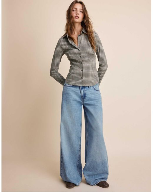 Stradivarius Blue Basic tailliertes hemd
