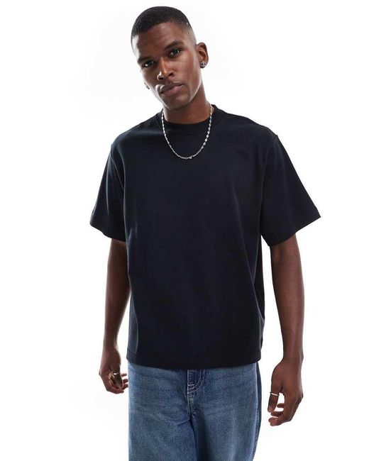 T-Shirt Squadrata Nera Manopesca di Pull&Bear in Blue da Uomo