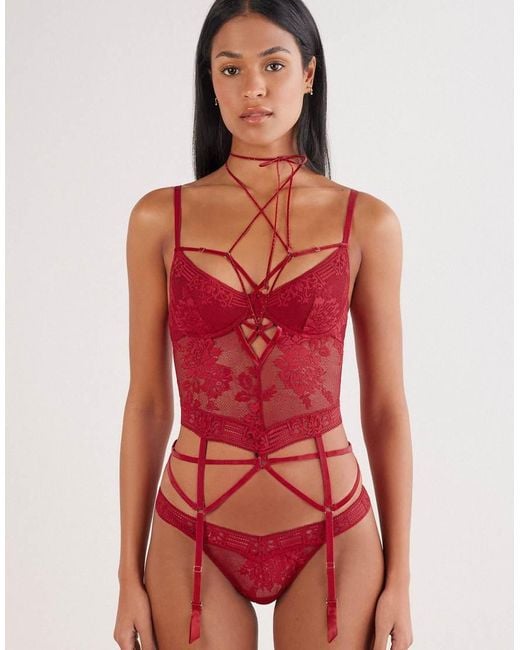 Intimissimi Red La Femme Fatale Basque