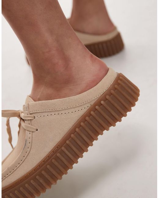 Clarks White Torhill Mule