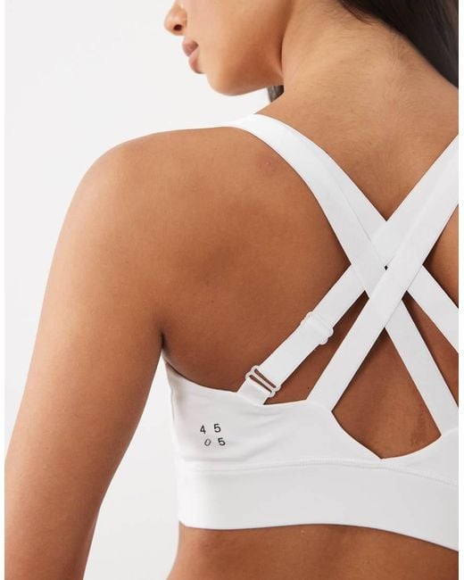 4505 White Icon Active High Support Scoop Neck Sports Bra With Adjustable Straps