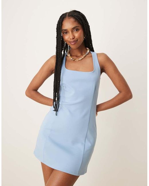 Vestito Corto Dritto Celeste Con Scollo Squadrato di Mango in Blue