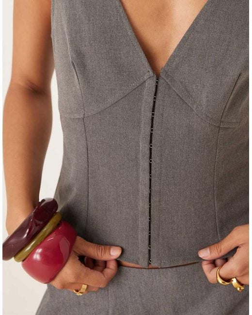 Motel Gray Salpa Plunge Tailored Top