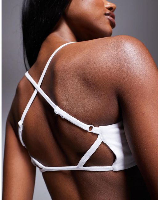 4505 White Light Support Ruched Front Strap Back Sports Bra