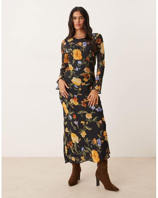 Nobody's Child Natural Clarissa Flare Sleeve Midi Dress