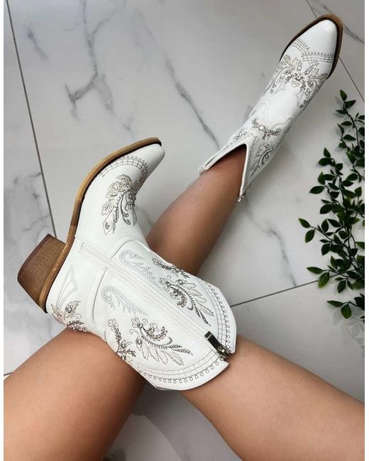 GIA STUDIOS Gray Cowboy Boots