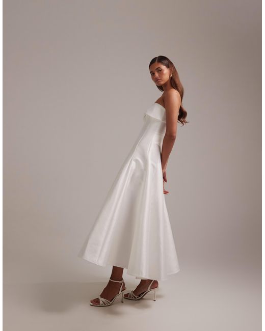 Robe ASOS en coloris White
