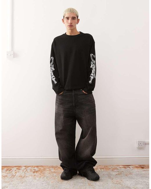 Camiseta Negra De Manga Larga Y Corte Cuadrado Extragrande Con Gráfico De Pantera En La Manga De Weekday de hombre de color Black