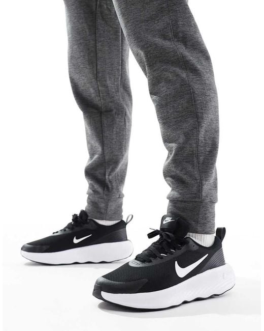 Nike Black Legend Essential 4 Trainers for men