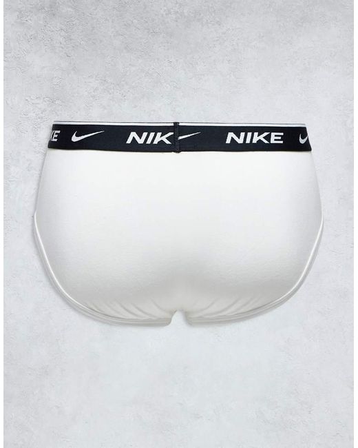Nike Essential Cotton in het Blue voor heren