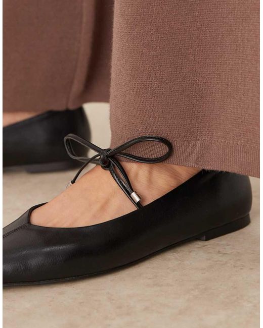 Lithe di ASOS in Brown
