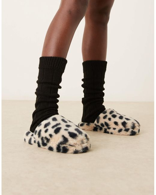 ASOS Natural – zina – hausschuhe mit dalmatinerfellmuster und geschlossener zehenpartie