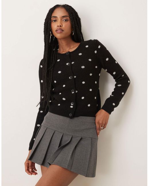 ASOS Black – figurbetonte strickjacke