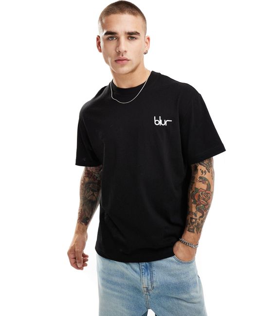 T-shirt nera con stampa blur sulla schiena di Bershka in Black da Uomo