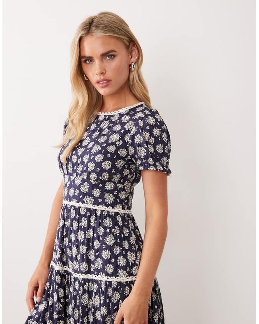 Nobody's Child Petite Blue Dara Cap Sleeve Midi Dress