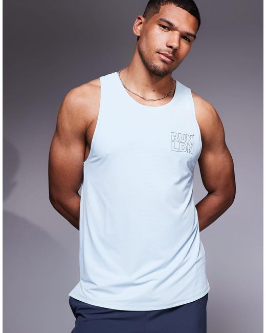 4505 – run ldn – lauf-tanktop aus hellem netzstoff mit brust-print in Gray für Herren