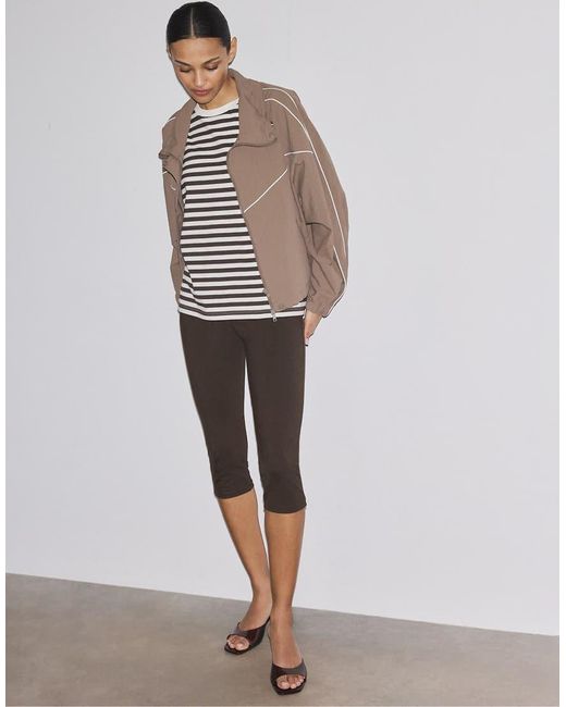 Stradivarius White Capris