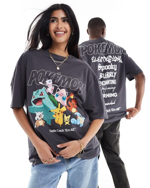T-shirt unisex oversize antracite con stampa di pokémon su licenza di ASOS in Black