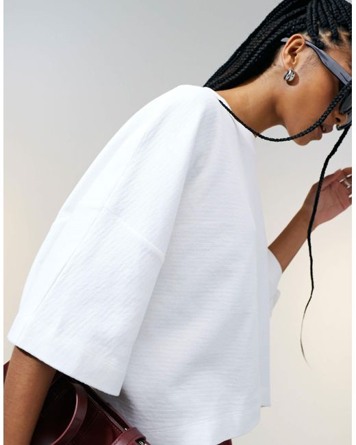 T-shirt flammé coupe carrée à manches courtes - crème ASOS en coloris White