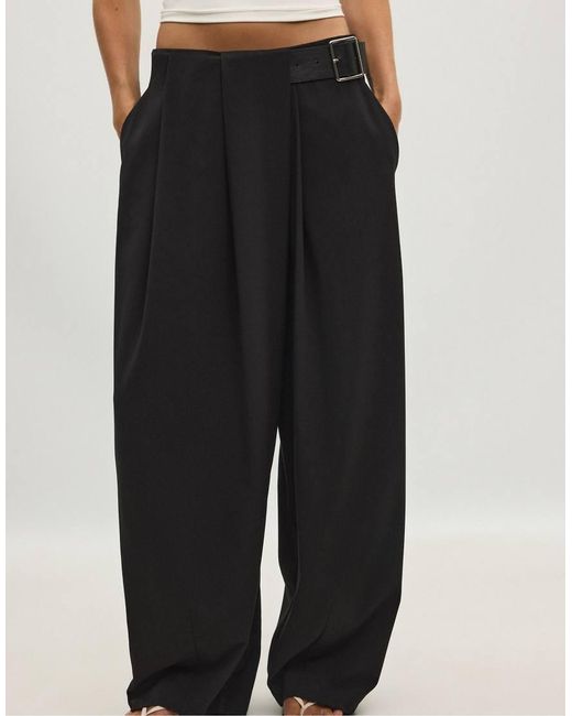 Stradivarius Black Petite Darted Smart Trousers With Belt