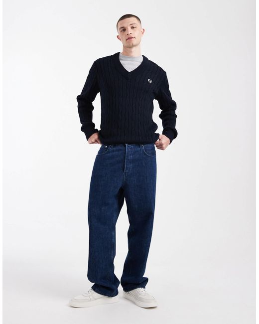 Pull col v en maille torsadée Fred Perry pour homme en coloris Blue