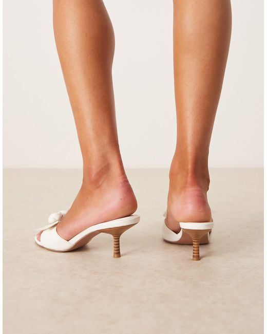Heartly - mules à talon avec roses ASOS en coloris Natural