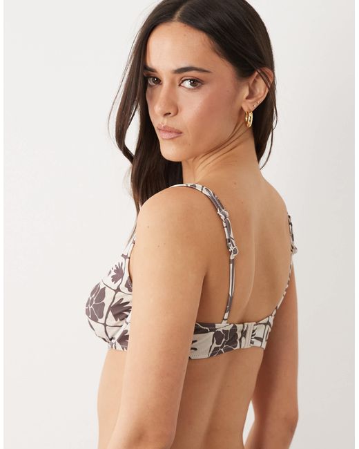 Lea - haut ASOS en coloris Brown