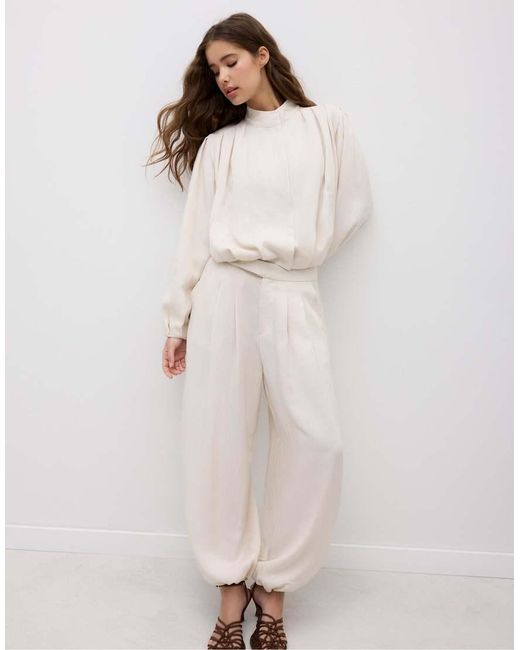 Stradivarius Natural Flowing Pleated Bomber Jacket