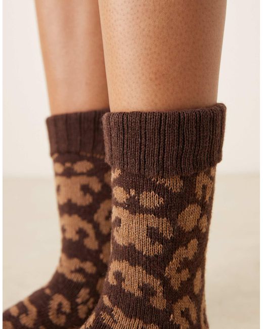 Accessorize Natural – socken mit mehrfarbigem leopardenmuster