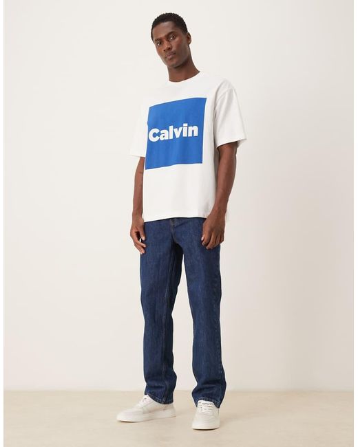 Camiseta Blanca Y Azul Con Gráfico De Recuadro De Calvin Klein de hombre de color Blue