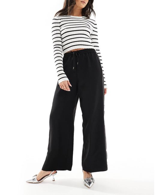 Miss Selfridge Black Tailored Side Stripe jogger