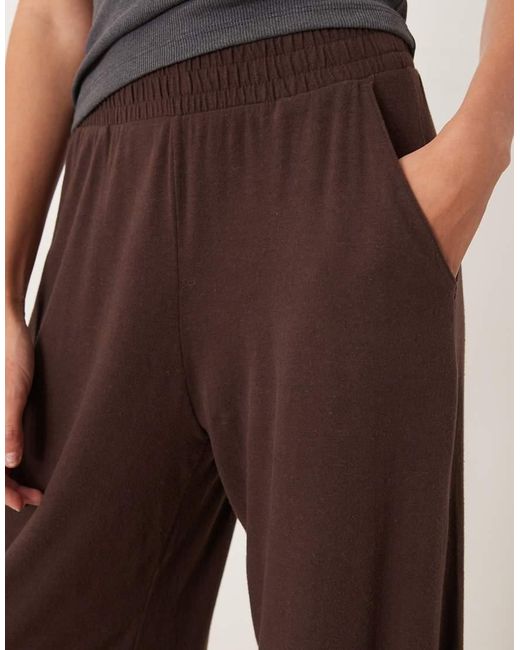 Abercrombie & Fitch Natural High Rise Wide Leg joggers
