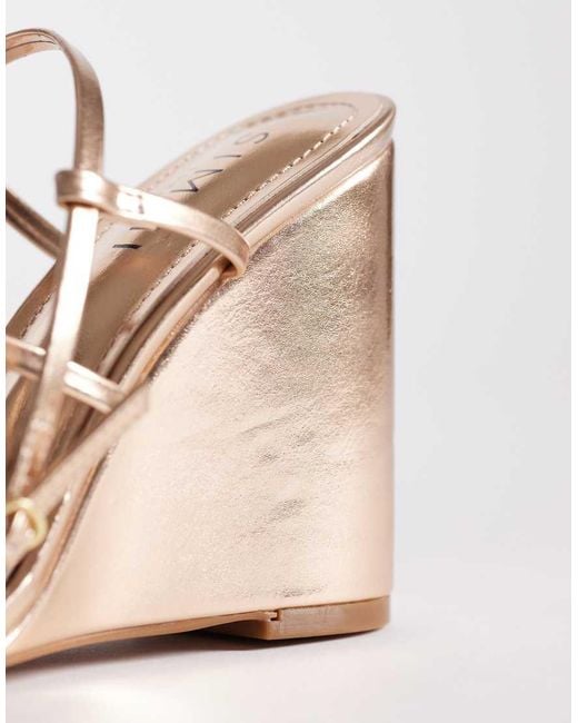 SIMMI Natural Simmi London Franny Wedge Sandals With Flower