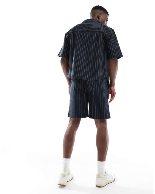 Short d'ensemble ample en lin avec fines rayures Only & Sons pour homme en coloris Blue