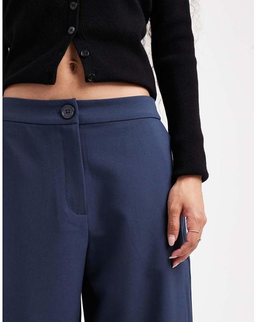 Pantalones De Sastre De Pernera Recta Holgada De Asos Design Petite ASOS de color Blue