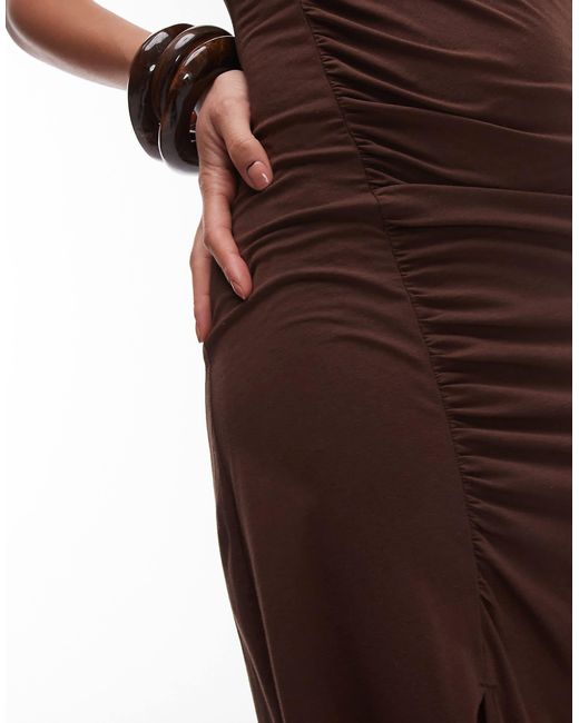 TOPSHOP Brown – gerafftes maxikleid