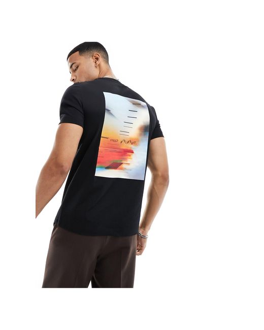 Camiseta negra con estampado gráfico abstracto en la espalda Fred Perry de hombre de color Black