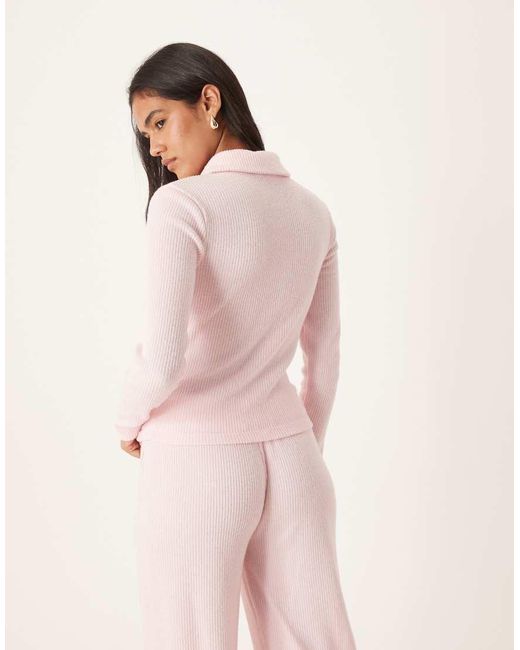 Top A Maniche Lunghe Rosa A Coste Spazzolato di ASOS in Pink