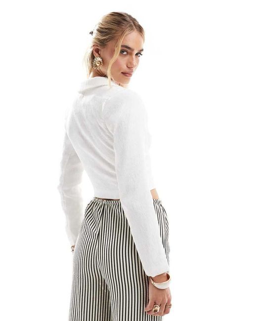 NARRATED White Cropped Blazer
