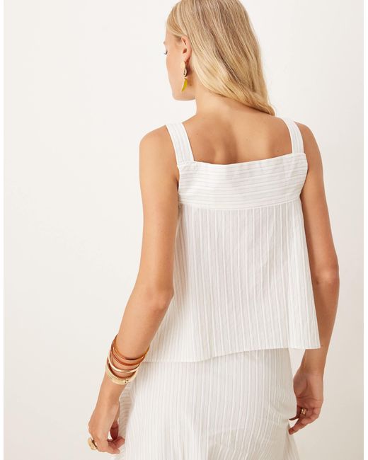 Top d'ensemble à rayures ton sur ton et encolure carrée Mango en coloris White