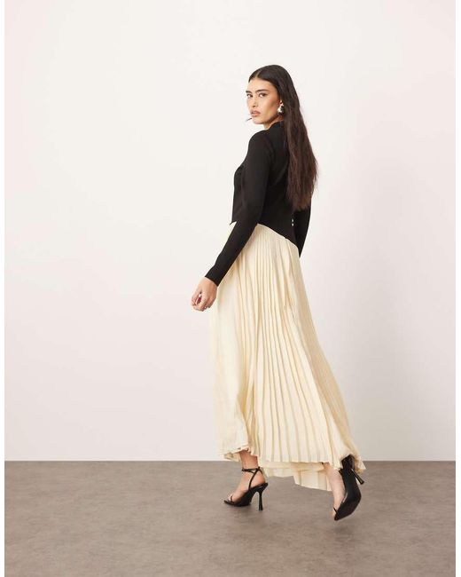 Vestito Lungo Sagomato Con Gonna A Pieghe E Tessuto A Contrasto di ARRANGE in Natural