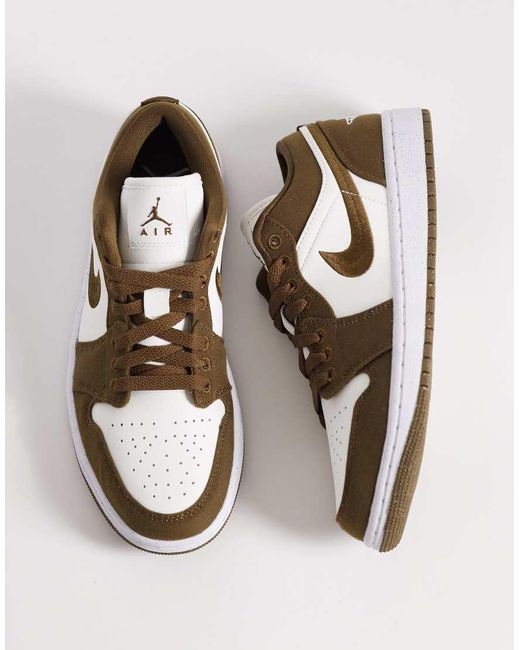 Nike Green Nike Air 1 Low Trainers