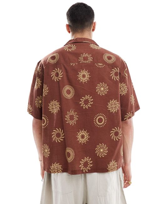 Camicia oversize squadrata effetto lino color tabacco con rever e stampa di soli di ASOS in Brown da Uomo