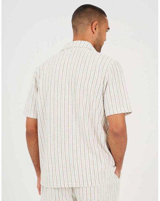 Brave Soul White Regular Fit Striped Revere Collar Shirt for men