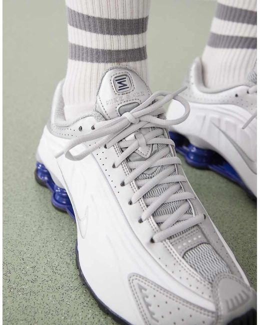 Nike White Shox R4 Trainers