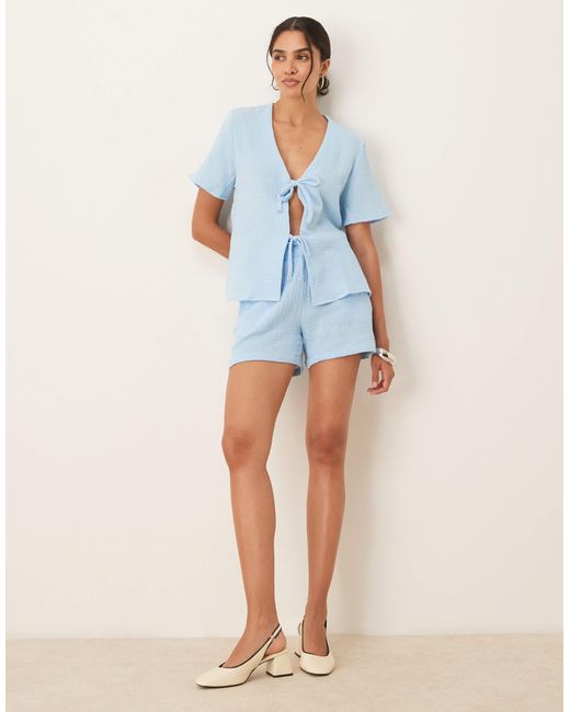 Chemise d'ensemble en crêpe à manches courtes et liens sur le devant - pastel Jdy en coloris Blue