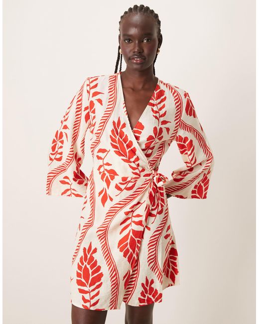 Robe portefeuille style kimono à imprimé fleurs - rouge Jdy en coloris Pink