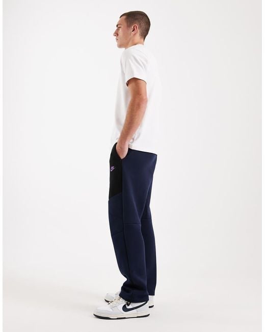 Nike Black Tech Fleece Open Hem Joggers for men