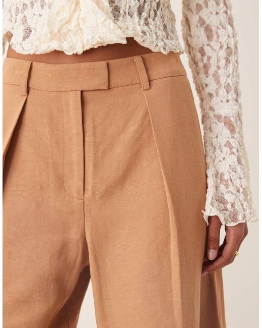 Pantalones Cortos De Sastre Color Moca Estilo Bermudas De Corte Alargado De Tejido Efecto Lino De -Marrón ASOS de color Natural