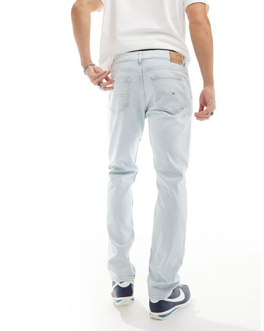Ethan - jeans dritti comodi lavaggio chiaro di Tommy Hilfiger in White da Uomo